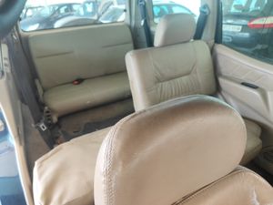 Nissan Terrano 2.7 LUXURI 7pax  - Foto 15