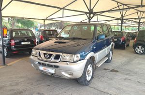 Nissan Terrano 2.7 LUXURI 7pax  - Foto 2