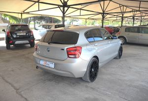 BMW Serie 1 114D  - Foto 5