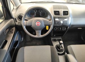 Fiat Sedici 2.0  8V  EMOTION MULTJET  4X4  - Foto 10