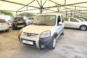 Peugeot Partner 1.6 HDI RANCHO PLUS 5P  - Foto 2