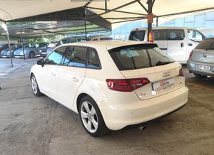 Audi A3 SPORTBACK 1.6 TDI 105 ATTRACTION  - Foto 6