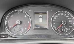Volkswagen Touran 2.0 TDI SPORT 7PAX  - Foto 20