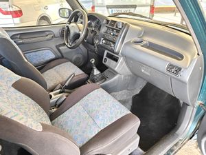 Toyota Rav4 VX  - Foto 11