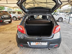 Mazda 2 1.5 SPORTIVE  - Foto 14