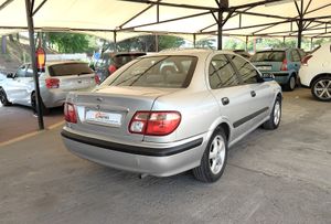 Nissan Almera 1.8 CONFORT  - Foto 5
