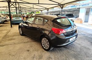Opel Astra 1.6 CDTI  - Foto 6