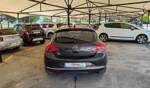 Opel Astra 1.6 CDTI  - Foto 14