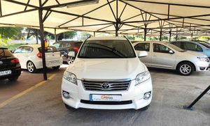 Toyota Rav4 2.2 D4D  ADVANCE  4X2  - Foto 7