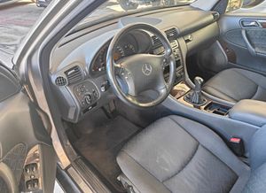 Mercedes Clase C C-180 K ELEGANCE  - Foto 9