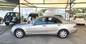 Mercedes Clase C C-180 K ELEGANCE  - Foto 3