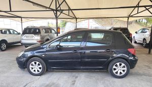 Peugeot 307 1.6i XS  - Foto 3