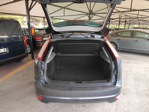 Ford Focus 1.6 TDCI  - Foto 13