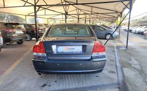 Volvo S60 2.4 D5 SUMMUM 185cv  - Foto 8