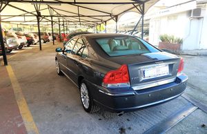 Volvo S60 2.4 D5 SUMMUM 185cv  - Foto 6