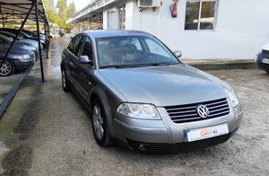 Volkswagen Passat 1.9 TDI HIGHLINE   130cv  - Foto 4