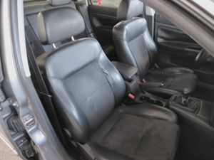 Volkswagen Passat 1.9 TDI HIGHLINE   130cv  - Foto 12