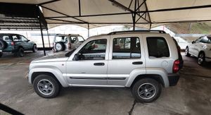 Jeep Cherokee Sport 2.5 CRD - Foto 3