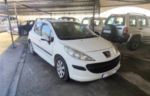 Peugeot 207 5p Confort 1.6 HDi 90 - Foto 4