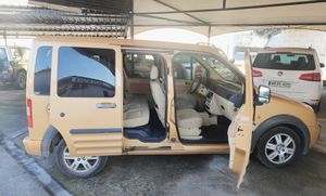 Ford Tourneo Connect 1.8TDI - Foto 15