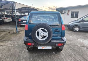 Nissan Terrano 2.7 SLX D TURBO - Foto 8