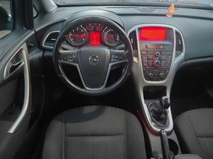 Opel Astra Sports Tourer Sport 1.7 CDTI 125 CV - Foto 10