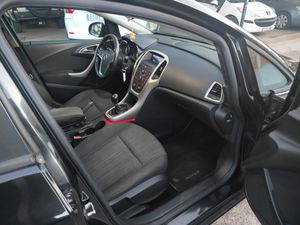 Opel Astra Sports Tourer Sport 1.7 CDTI 125 CV - Foto 11
