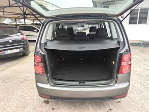 Volkswagen Touran Highline 2.0 TDI 140 CV - Foto 15