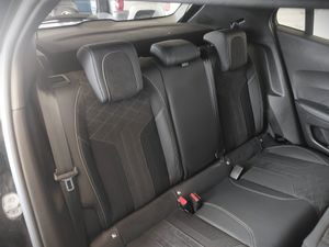Peugeot 2008 GT Pack BlueHDi 130 EAT8 - Foto 13
