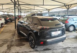 Peugeot 2008 GT Pack BlueHDi 130 EAT8 - Foto 6