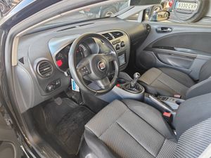 Seat Leon León 1.6 102 CV Reference - Foto 9