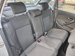 Volkswagen Polo 5p Advance 1.6 TDI 90 CV - Foto 12