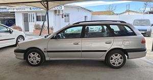 Toyota Avensis Wagon 2.0 D4-D Terra - Foto 3