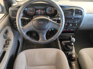 Kia Sportage 2.0 Turbo Diesel 4p - Foto 10