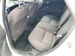 Ford Focus Berlina Trend 1.6 TDCi 115 CV - Foto 11