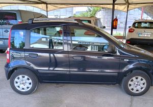 Fiat Panda 1.2 8v 69cv ACTIVE EURO 5 - Foto 3