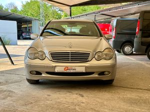 Mercedes Clase C C 180 Berlina - Foto 3