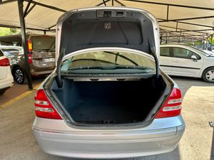 Mercedes Clase C C 180 Berlina - Foto 7