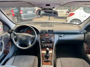 Mercedes Clase C C 180 Berlina - Foto 9