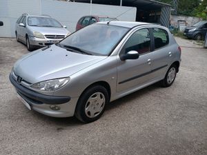 Peugeot 206 5p XT 110 Aut. - Foto 2
