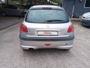 Peugeot 206 5p XT 110 Aut. - Foto 4
