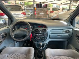 Renault Scénic 1.6 16v RXE - Foto 12