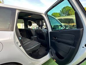 Renault Grand Scénic Dynamique dCi 110 EDC 7 plazas - Foto 13