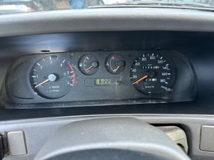 Nissan Terrano 3p 2.7TD 100 Comfort - Foto 8