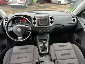 Volkswagen Tiguan +Motion 2.0 TDI 140 CV 4Motion - Foto 11