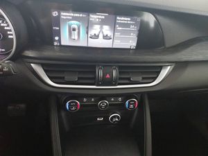 Alfa Romeo Stelvio  2.2 Diesel 140kW (190cv)  AWD SPRINT  - Foto 13