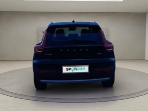 Volvo XC40  2.0 D4 AWD  Auto Momentum  - Foto 6