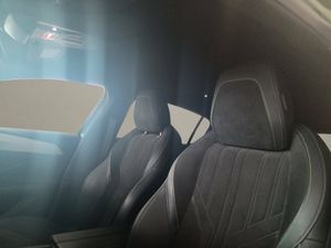 Peugeot 308  5P  BlueHDi 130 S&S EAT8 GT  - Foto 11