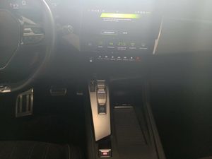 Peugeot 308  5P  BlueHDi 130 S&S EAT8 GT  - Foto 13