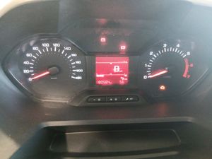 Peugeot Partner   Standard 600kg BlueHDi 73kW Premium  - Foto 19
